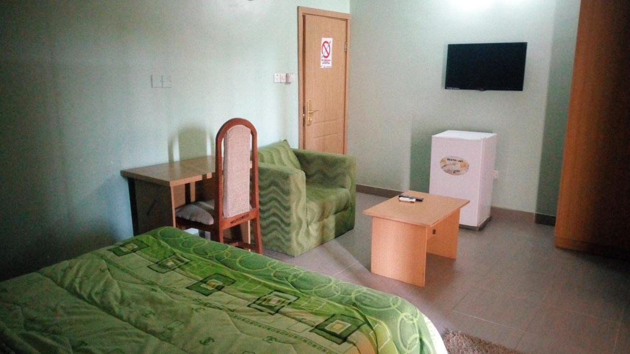 Mataan Hotel And Suites Ibadan Luaran gambar